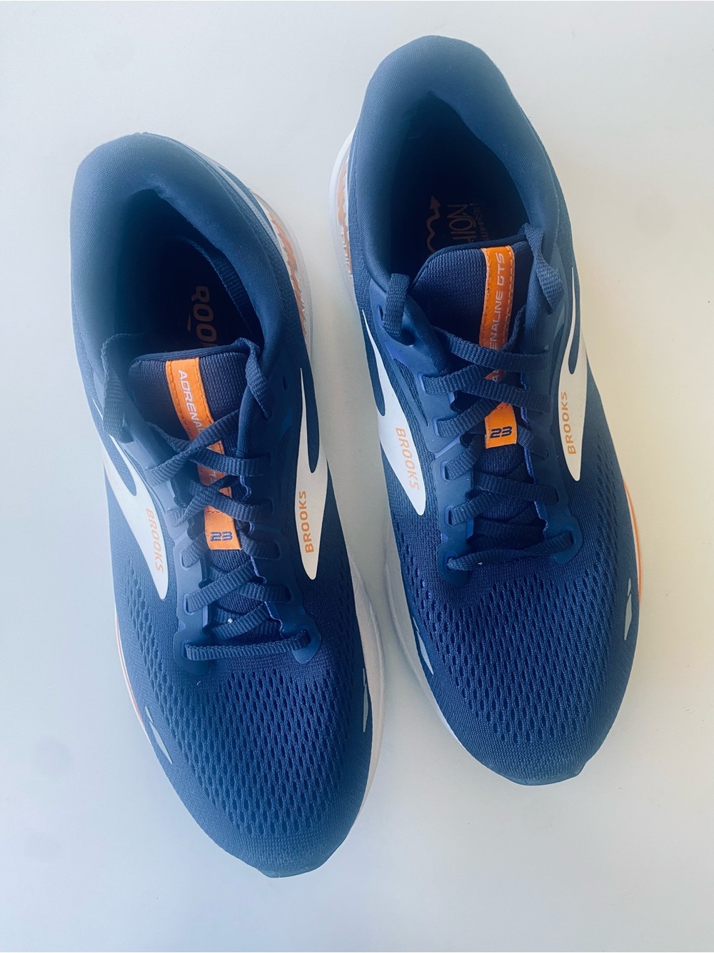 Brooks Adrenaline GTS 23 Running Shoes Sz 10.5 $140